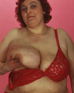 Fette Omis beim Telefonsex